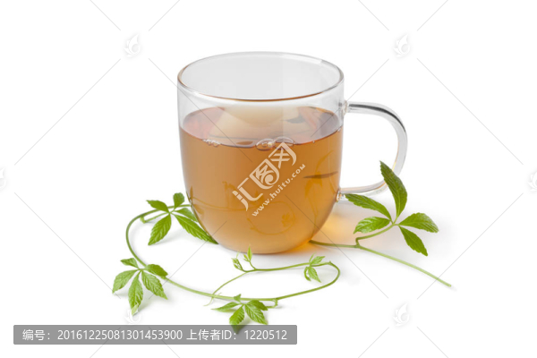一杯茶與絞股藍(lán)藥材