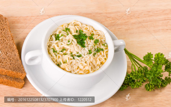 面條香菜湯