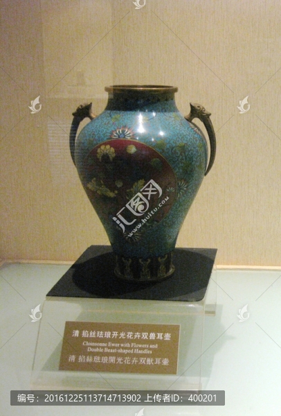 掐絲琺瑯開光花卉雙獸耳壺