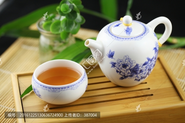 茶葉茶具