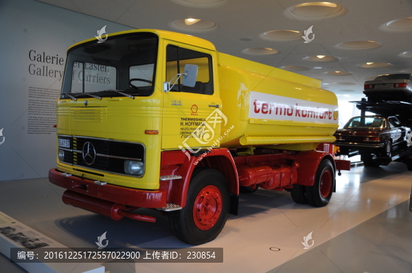 奔馳汽車博物館,卡車