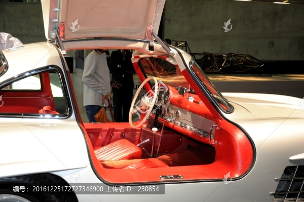 奔馳汽車博物館,駕駛室