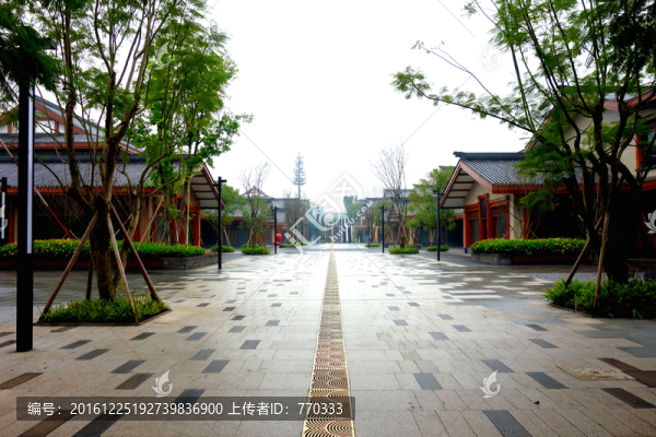 重慶際華園購物中心