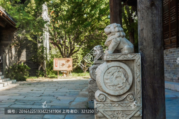 石雕獅子