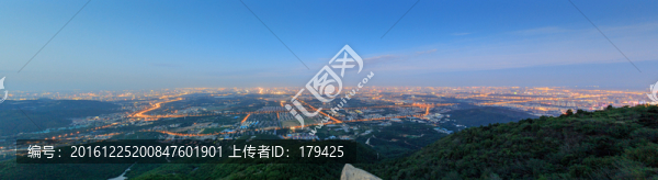 西山遠(yuǎn)眺北京城西城區(qū)夜景