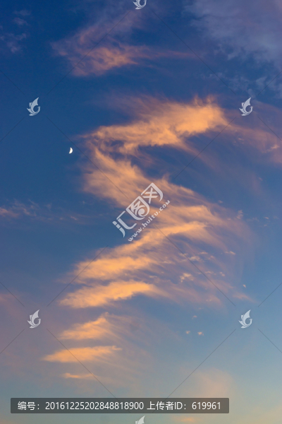 天空晚霞