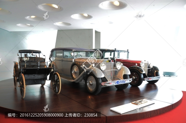 奔馳汽車博物館