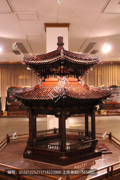 重檐六角亭