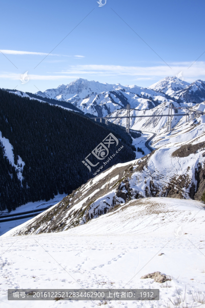 雪山