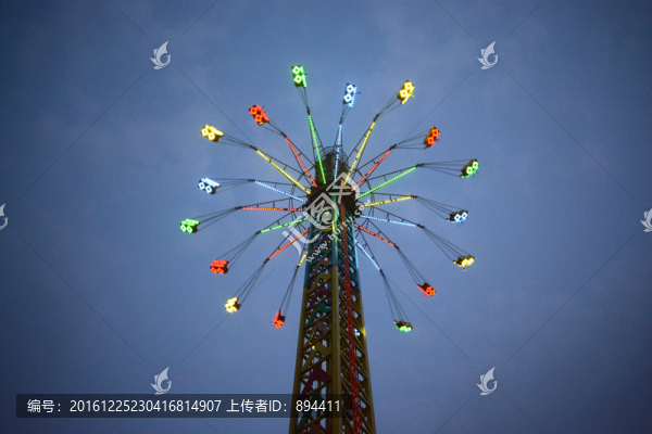 高空飛翔