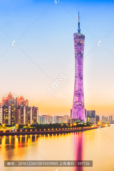 廣州塔豎幅