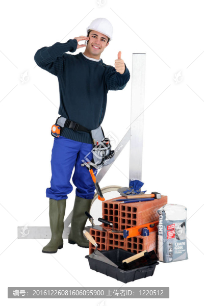 一個泥瓦匠冒充自己的工具和建筑材料