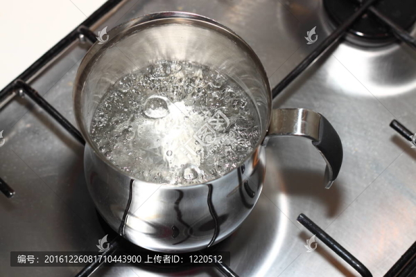沸騰的水
