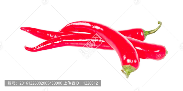 紅辣椒在白色背景上的堆積