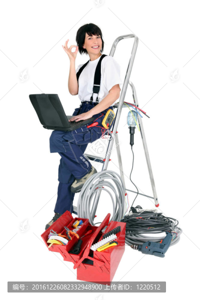 女電工與筆記本電腦