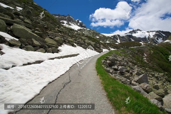 瑞士山區(qū)危險公路