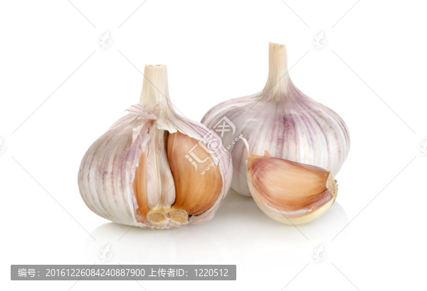 兩個大蒜瓣