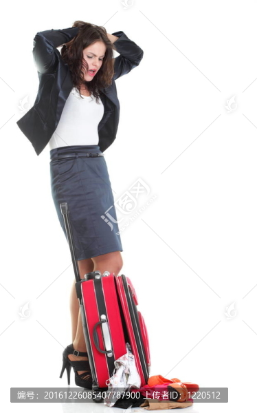 年輕的女商人全長晚紅色旅游的書包