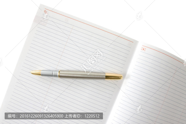墨水筆和筆記本