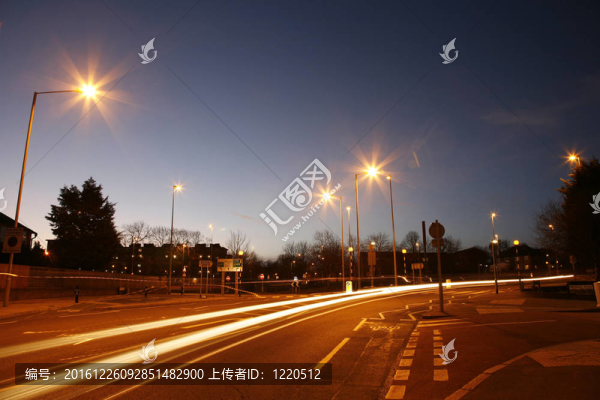 夜；空路一件鎮(zhèn)