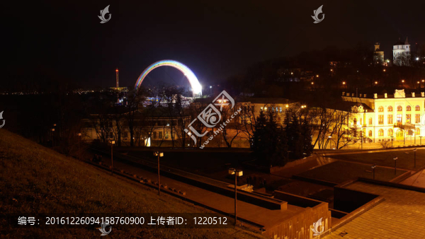 基輔；聯(lián)合電弧