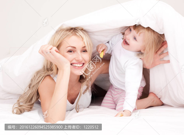 母親和女兒
