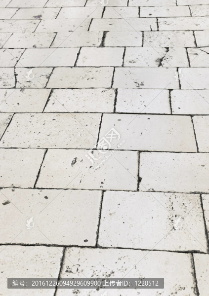 克羅地亞街頭復(fù)古瓷磚地板