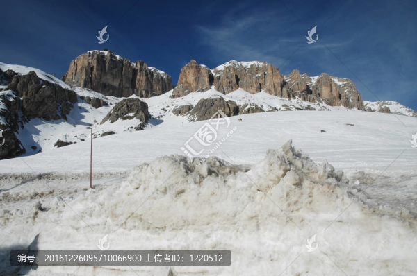 dolomities；Dolomiti,-意大利