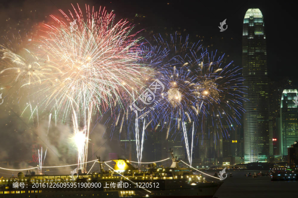 香港新年焰火在維多利亞港