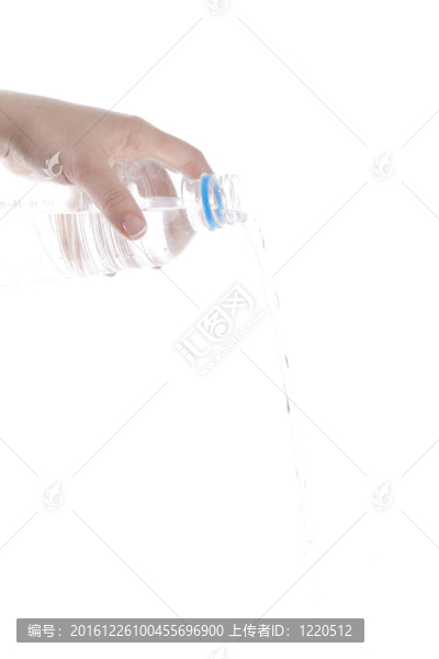 倒水