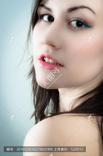 一個(gè)時(shí)裝模特特寫