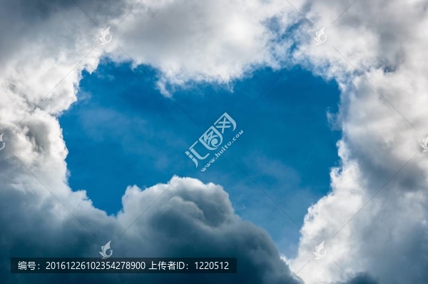 美麗的云景與蓬松的云彩