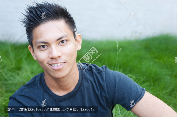 亞洲男青年學(xué)生