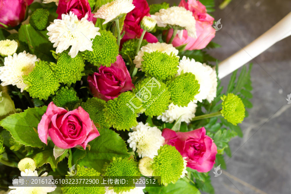 婚禮上的玫瑰花