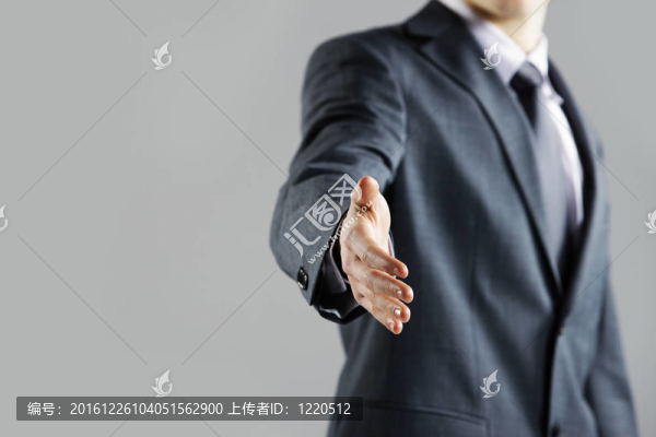 握手的商人；親密的手