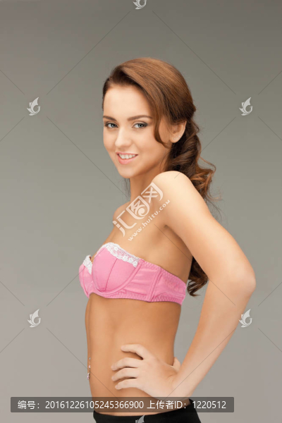 胸罩美女