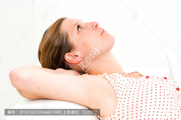 思想的女人