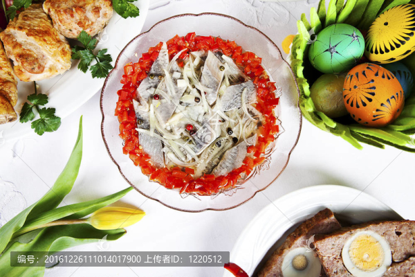 帶裝飾品的復(fù)活節(jié)鯡魚