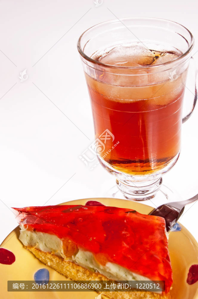 冰茶和蛋糕甜點(diǎn)