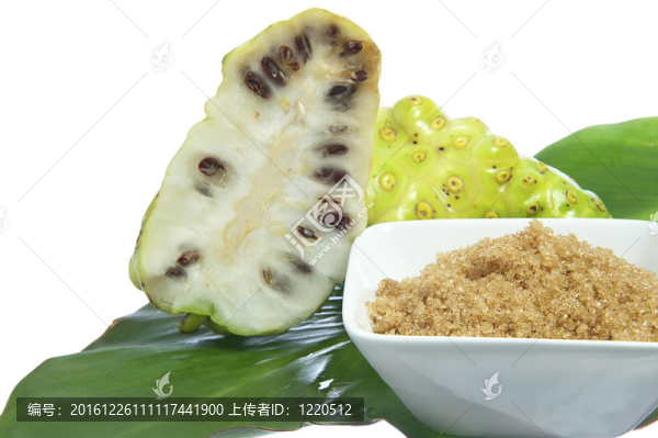 諾麗果