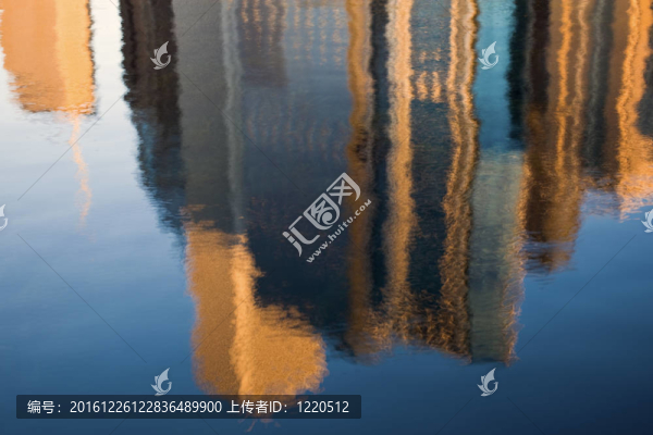 芝加哥建筑的早晨思考