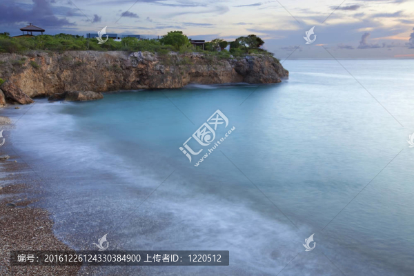 在日落海灘加勒比海庫拉索島狀；