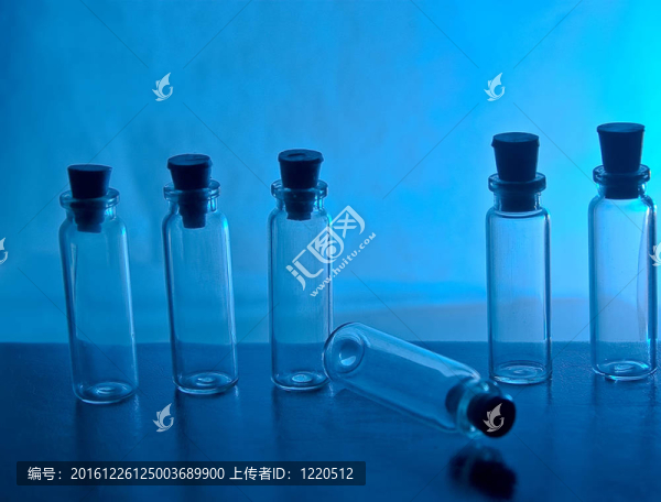 實(shí)驗(yàn)室燒瓶關(guān)在不同的組合