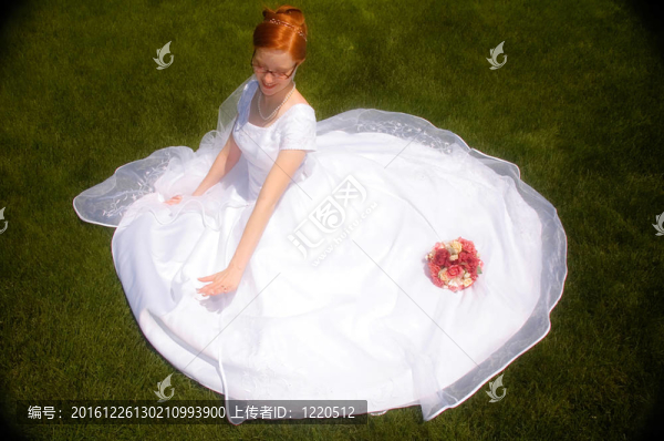 幸福的新婚夫婦