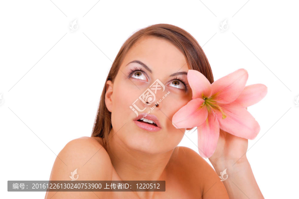 美麗的女人與花孤立的白色