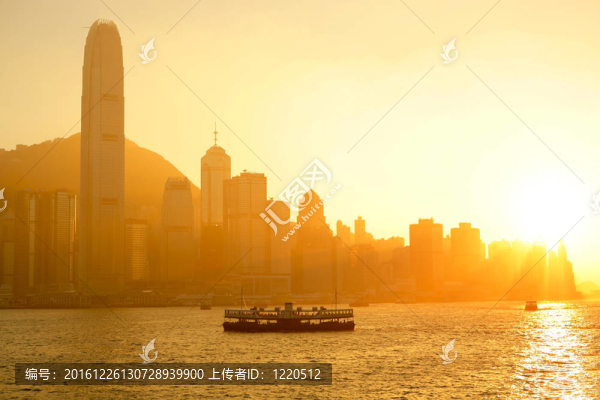 香港的煙霧和陽光