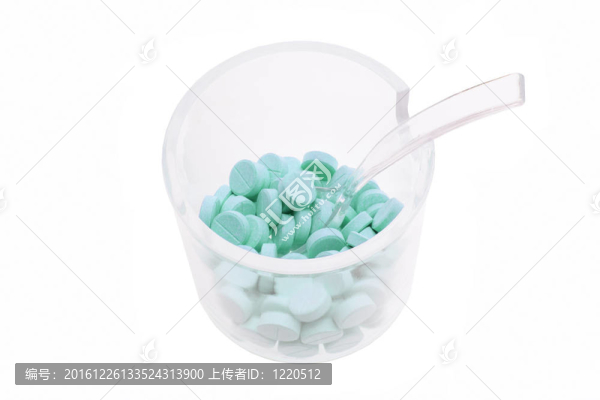 塑料量杯