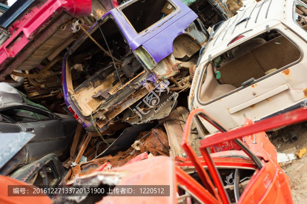 汽車銹的廢品