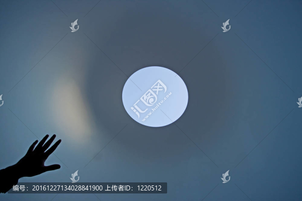 月球探測器的設(shè)計(jì)