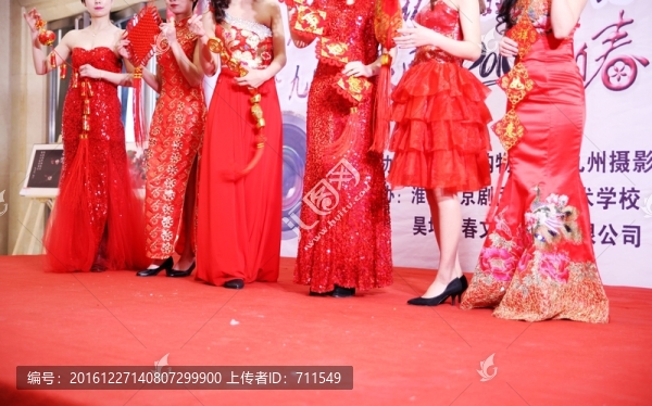 喜慶美女模特